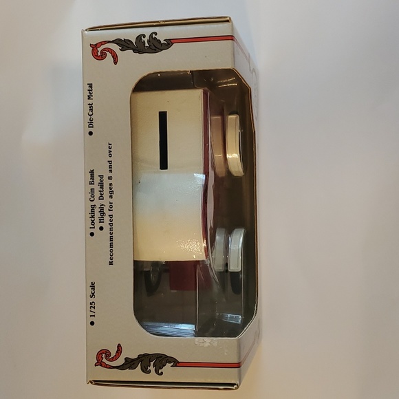 ERTL Ace Hardware 1905 Ford Delivery Car Bank, Die-Cast Metal - Picture 2 of 7